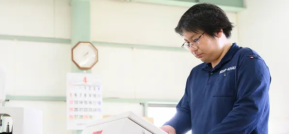 加工スタッフの方の写真